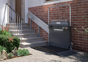 HIRO H320（斜行樓道直線型）